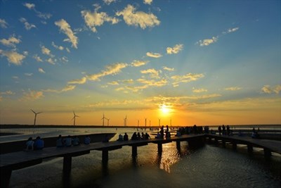 Caption: img_tales4_5