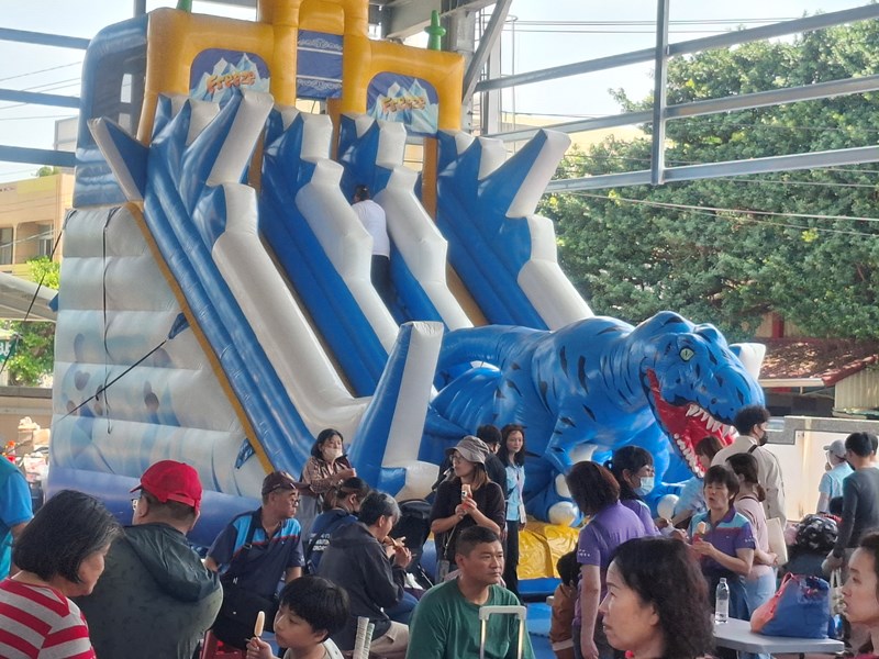 親子遊戲區