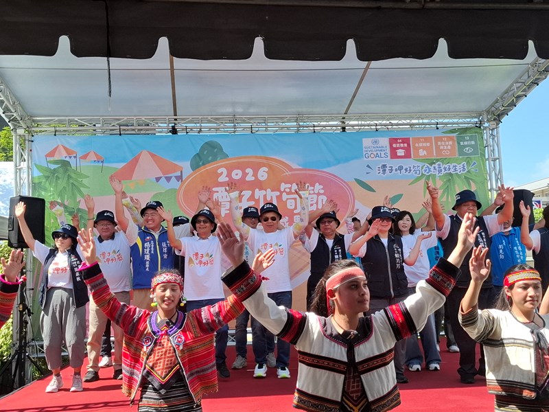 貴賓與民共舞 (1)